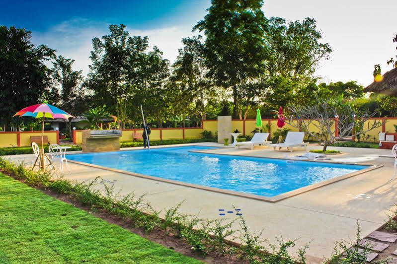 Nan Noble House Garden Resort Exterior foto
